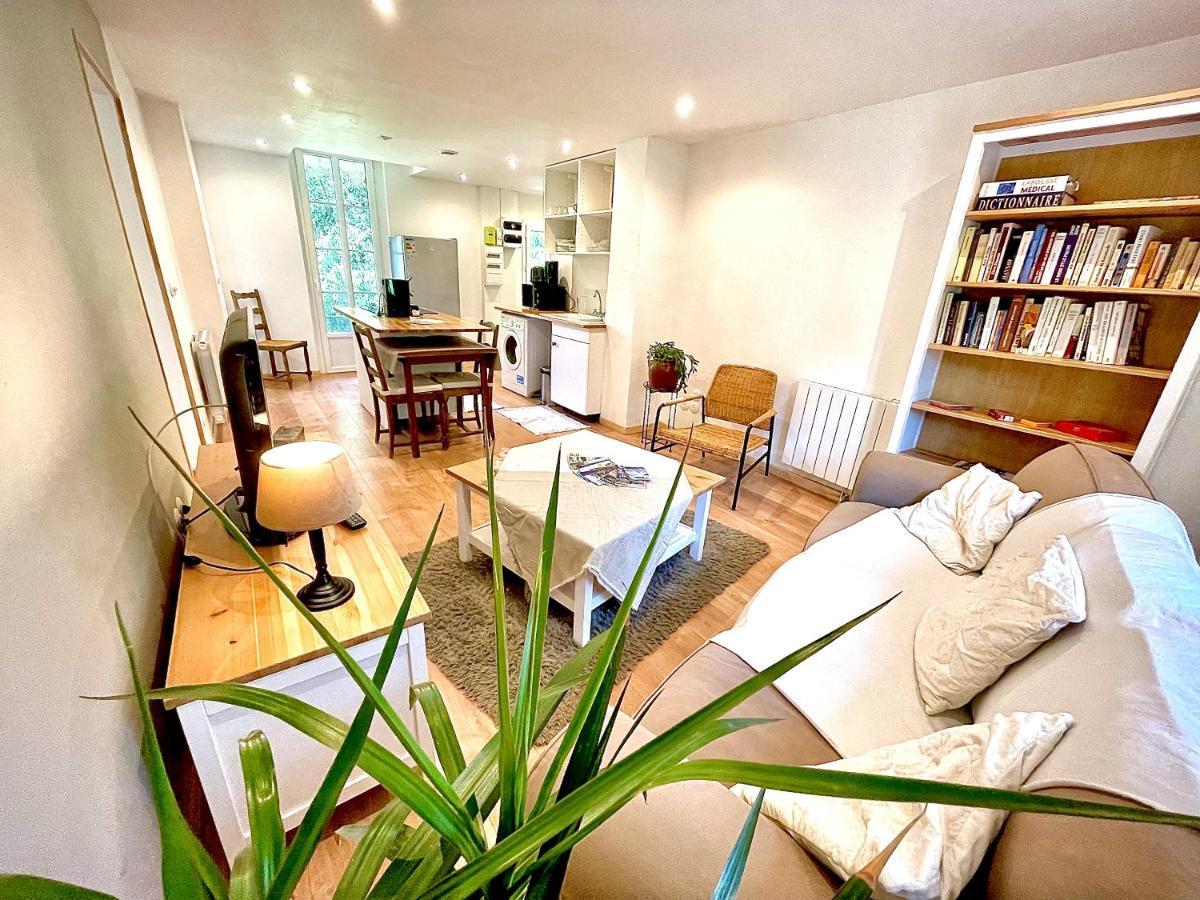 Le Tivoli Apartment บาญเญอ-เดอ-บีกอร์ ภายนอก รูปภาพ